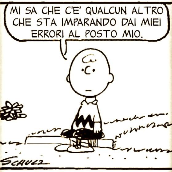 Charlie Brown seduto Charlie Brown seduto